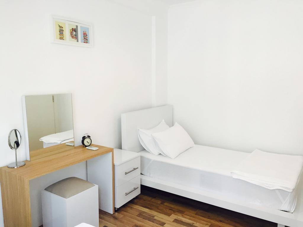 The Townhouse Apartment Kas Room photo